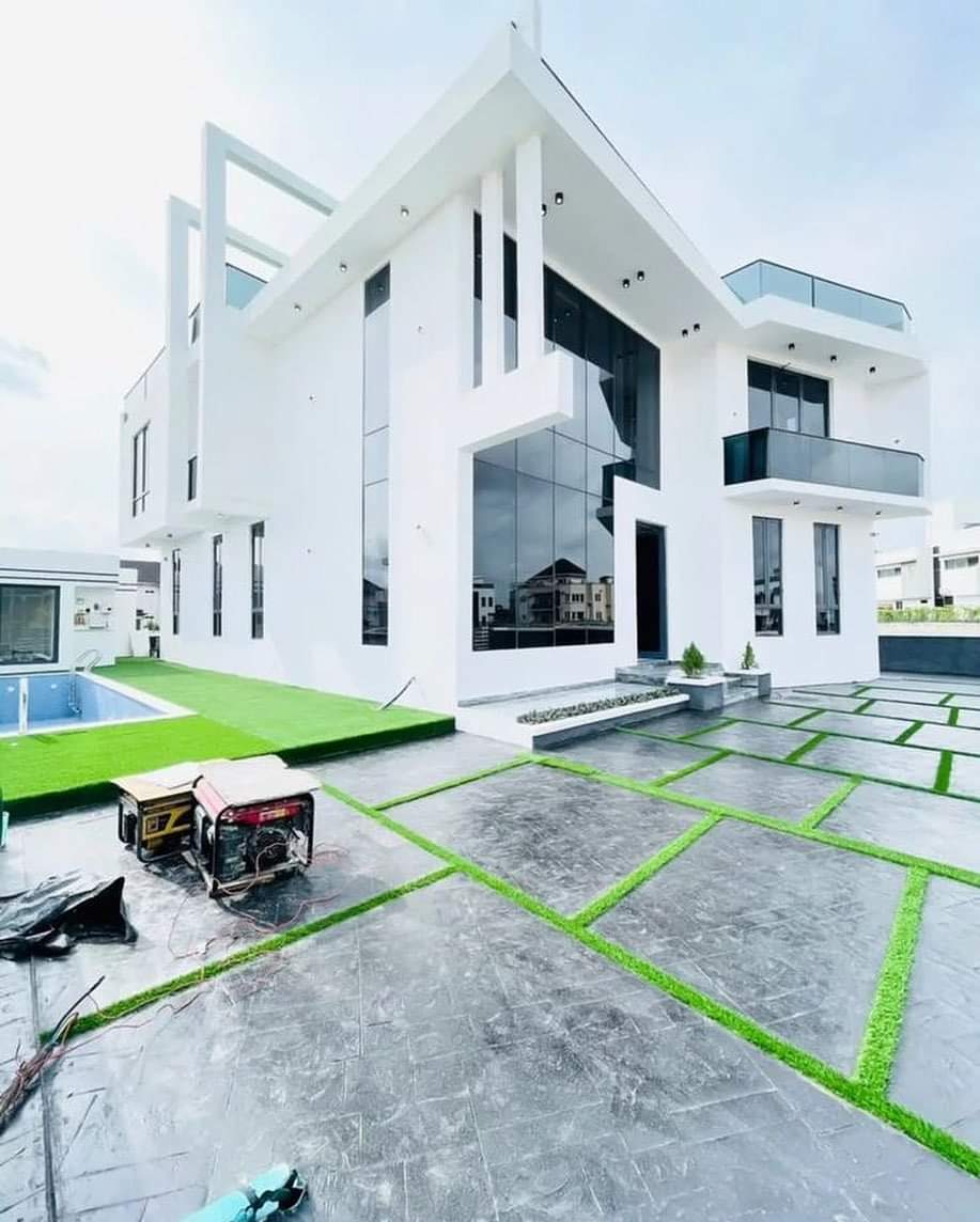 Villa R+1 à Somone, Mbour